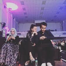 In 2016, she made her feature film debut in anak mami nasi kandaq. Tahniah Azwan Kombos Dan Ezzaty Abdullah Mek Onie