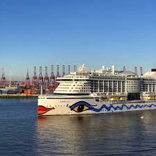 Bist Du Schon Mit Unserer Kussmundperle In See Gestochen Aidaperla Bringt Dich Jede Woche Ab Hamburg Zu Den Schonsten Kreuzfahrt Aida Schiffe Aida Urlaub