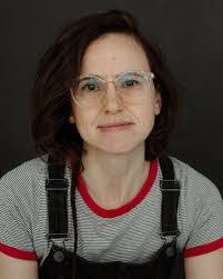 Ariane Michaud's Instagram, Twitter & Facebook