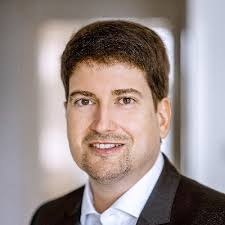 Alexander Hartmann (@BerlinLaw)