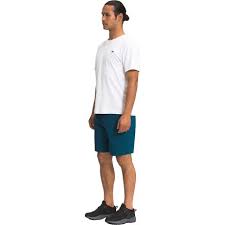 Slash hand pockets with reinforced mesh pocket bags. The North Face Sprag Short Men S Backcountry Com