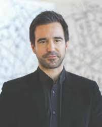 Robert Milas's Instagram, Twitter & Facebook