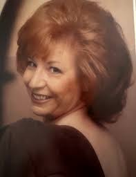 Carrie Burke's Instagram, Twitter & Facebook