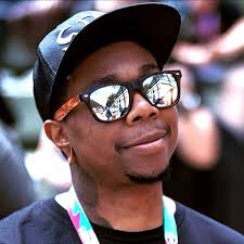 New Original Song: Commander Shepard (Destroy The Reapers) Like/share if  you're a fan of Mass Effect or Power Metal Happy N7 Day!  https://youtu.be/ej1ce3ej7Jw