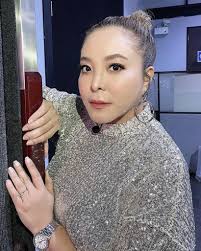 ทราย เจริญปุระ ฟาดกลับ เพื่อนดีเจมะตูม บอกดาราทำงานหนักตื่นตี 4 ลั่นมองเห็นคนอื่นบ้าง.กองถ่ายไม่ได้มีแต่ดารา Nmfoxz9vrdjmwm