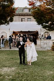 Harkness mansion, harkness memorial park, watreford ct. Elegant Connecticut Wedding At Harkness Memorial State Park Junebug Weddings