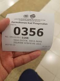 Kertas soalan ini mengandungi empat bahagian: Dan Hati Pun Bersuara Kad Pengenalan Baru