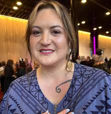 Heather Te Au Skipworth