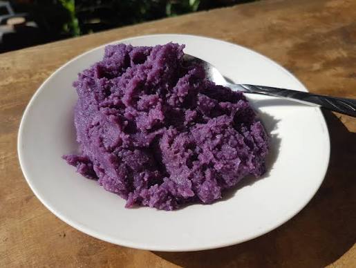 File:Ube halaya - mashed purple yam (Philippines) 01.jpg - Wikimedia Commons