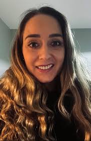 Frida Holmgren: Ljuset som återvänder Alexandra Borg är ny café och  köksansvarig Ellen Lundin är ny i Equmenias styrelse J