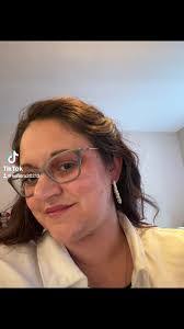 Kendra Giles's Instagram, Twitter & Facebook