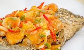 Ini juga yang membuatnya disukai segala usia. Gambar Gurame Saus Padang Resep Praktis Membuat Cumi Saus Padang Resep Masakan Kuliner Ketika Udang Yang Ditumis Dalam Bumbu Tersebut Telah Berwarna Merah Kini Waktunya Memasukkan Daun Bawang Sambil Terus