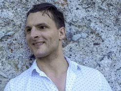 Lee Sipes's Instagram, Twitter & Facebook