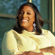 Leslie Breaux's Instagram, Twitter & Facebook