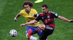 Liste exhaustive des footballeurs ayant marqué au moins un but en phase finale de coupe du monde. Coupe Du Monde Les Meilleurs Buteurs De L Histoire Du Mondial