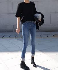 Black Boots With Blue Jeans Womens Pin By Kugkig On Style Fashion Casual Casual Outfits