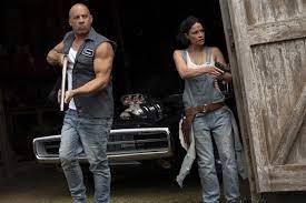 演員：馮迪索 vin diesel(玩命關頭8)、泰瑞斯吉布森 tyrese gibson(玩命關頭8)、蜜雪兒羅里葛茲 michelle rodriguez(玩命關頭8)、喬丹娜布瑞斯特 jordana brewster(玩命關頭8)、莎莉賽隆 charlize theron(玩 各國原版海報：尚未. ç–«æƒ…å½±éŸ¿ çŽ©å'½é—œé ­9 å»¶å¾Œä¸Šæ˜  å¨›æ¨‚ ä¸­å¤®ç¤¾cna