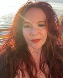 Catherine Colosimo's Instagram, Twitter & Facebook