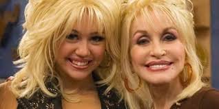 Miley Cyrus: a-t-elle un lien de parenté avec Dolly Parton ?