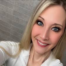 3rd Grade students used the quote by Maya Angelou, "In diversity there is  beauty, and there is strength," to write about what they love about  themselves.