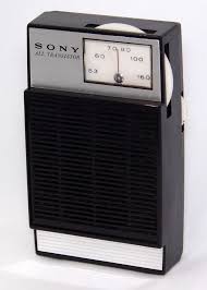 Vintage Sony Transistor Radio Model Tr 1814 Am Band 6 Transistors Made In Japan Circa 1964 Transistor Radio Pocket Radio Vintage Radio