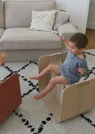 Ich bin auch ein Stuhl, ein Tisch, ein Sideboard: Der Hauseigentümer