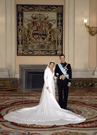 Popsugar Uk Spanische Hochzeit Konigliche Hochzeitskleider Konigliche Hochzeit