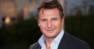 Tài tử Liam Neeson bất ngờ "lột xác" trong phim mới