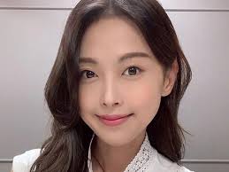 Hebe Chan leaves TVB after eight years