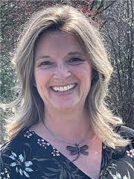 Mike Menard's Instagram, Twitter & Facebook