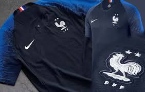Homme, femme, enfant, le survêtement equipe de france se décline pour toute la famille et également dans différentes couleurs. Fourchette Compter Calomnie Survetement Equipe De France 2 Etoiles Nike Junior Missrubycombi Fr