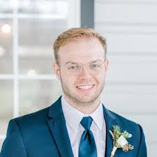 Hannah Mayes and Hunter Mullennix's Wedding Website