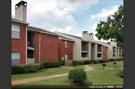 Willow Tree Baytown Apartments 1800 James Bowie Drive Baytown Tx Rentcafe