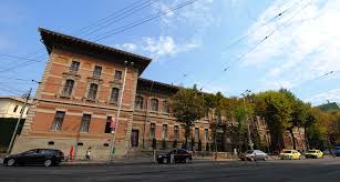 Vezi cu ce medii s a intrat. Colegiul National Din Iasi Pe Locul Al Ii Lea In Topul Celor Mai Bune Din Romania Anul Acesta Buna Ziua Iasi Bzi Ro
