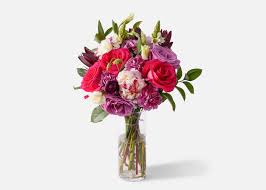 The upper east side ( ues ) of manhattan spans the section of the island from 59th st to 96th st east of central park and 5th ave. 14 Best Upper East Side Flower Delivery Services In Nyc Petal Republic