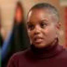 Mobile grocery store helps fill need in food deserts