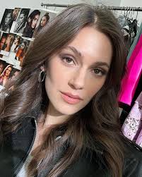 Anastasia Halstead (@anastasia_sushchenko) · Instagram 照片和视频