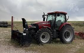 Case IH MXU125 Tractor
