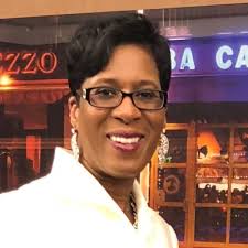 Darlene Bell's Instagram, Twitter & Facebook