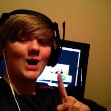 Casey Mabe (@agenttranz)