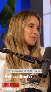 Sat down with one of my favorite authors @realmelissabroder ❤️ This was  such a dream come true, and Melissa, you are even more amazing in person  than you are