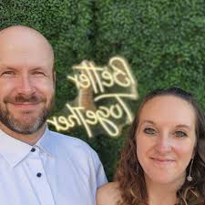 Why don't pigment inks spread in resin coasters?