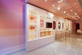 Find a hair extension stylist near you in our new york hair salon directory. Glam Seamless Hair Salon In Soho Ny E Architect