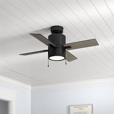 The hunter ceiling fan is equipped with whisperwind motor which offers an efficient air circulation with the. Hunter Fan 42 Beck 4 Blade Standard Ceiling Fan With Pull Chain And Light Kit Included Reviews Wayfair