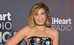 Gabbie hanna hasn't pinned any quiz results. Gabbie Hanna Is Alive And Well And Still Posting On Her Patreon