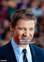 358 fotos e imágenes de alta resolución de Grant Renner