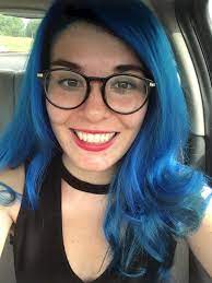 I Need To Go From Blue To A Natural Color Asap For A Job Interview What Should I Do Hair Beauty Skin De Job Interview Makeup Interview Makeup Hair Styles