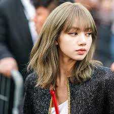 Lisa Then vs. Now: Here's How Blackpink's Rapper Does Her Makeup In 2017  vs. Today