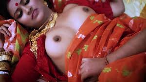 Hindi XXX film of a Bhabhi fucked in a traditional saree
