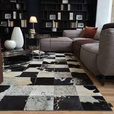 Tapis De Luxe En Cuir De Vache Noir Et Blanc Couleur Peau Par Angelo Tapis Peau De Vache Moquette Noir Vache Noire Et Blanche